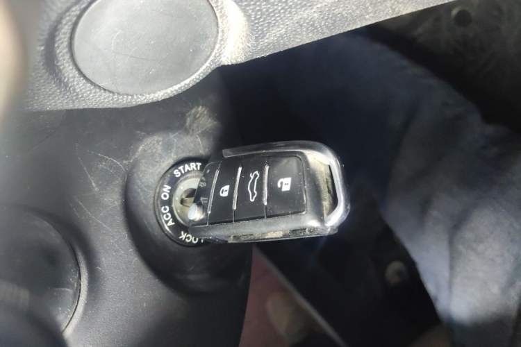 Used SOL E20X 2020 Heartbeat Edition Vehicle Key