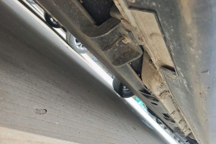 Used SOL E40X 2021 Golden Armor Edition Chassis Rear Right