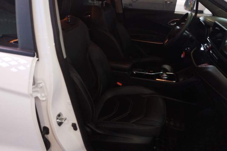 Used SOL E40X 2021 Silver Armor Edition Right Front Seat