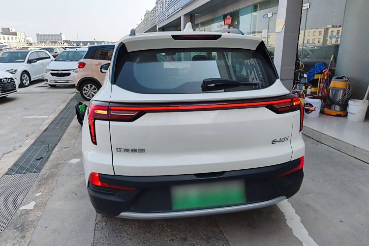 Used SOL E40X 2022 Business Edition Exterior 4