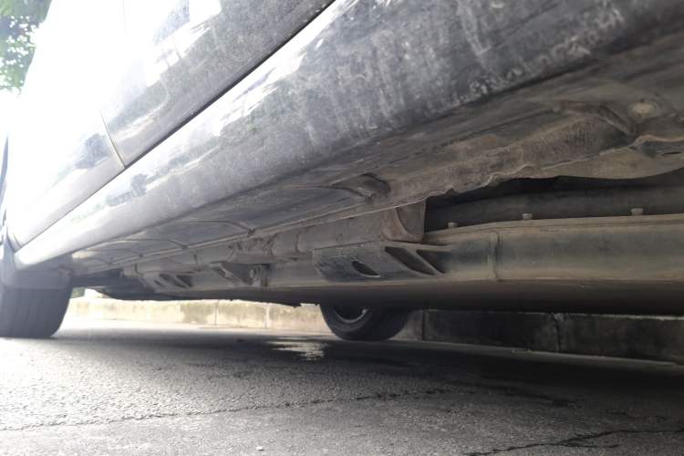 Used SOL E50A 2021 Deluxe Edition Chassis Rear Left