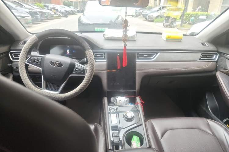 Used SOL E50A 2021 Deluxe Edition Interior 2