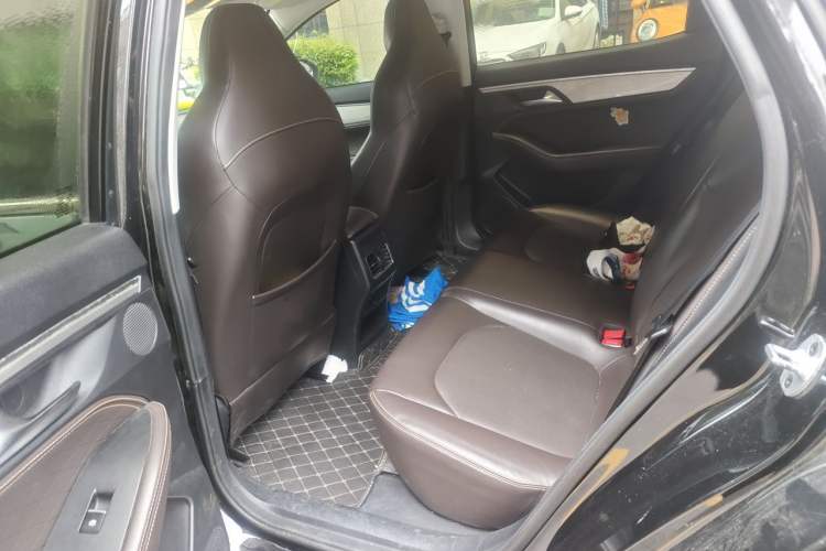 Used SOL E50A 2021 Deluxe Edition Interior 4