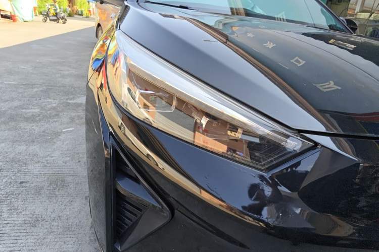Used SOL E50A 2021 Deluxe Edition Right Front Headlight