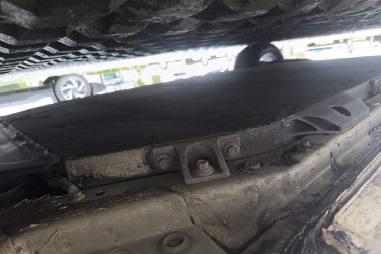Used SOL E50A 2021 Deluxe Edition Chassis Front Right