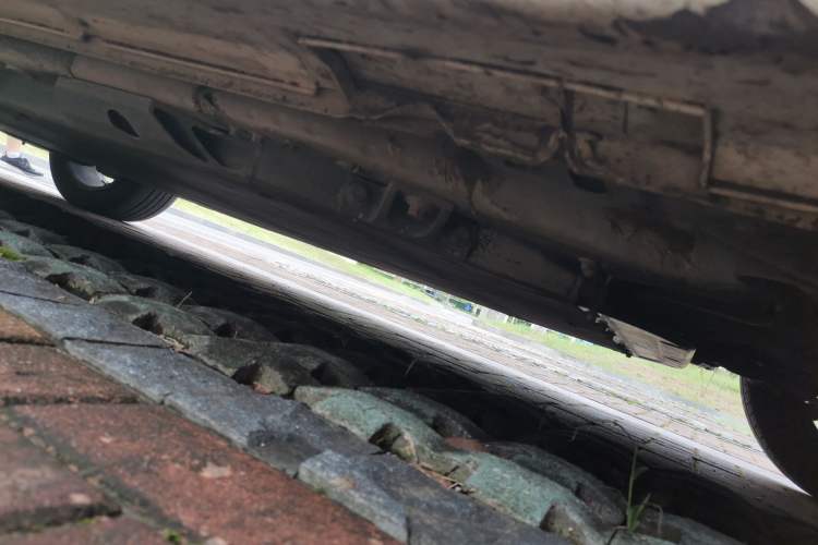 Used SOL E50A 2021 Travel Edition Chassis Front Right
