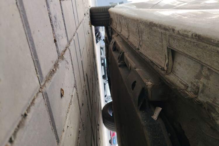 Used SOL E50A 2021 Deluxe Edition Chassis Rear Left