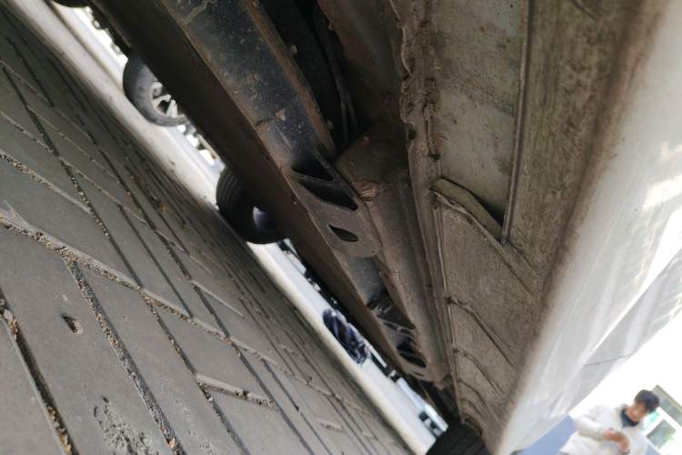 Used SOL E50A 2021 Deluxe Edition Chassis Rear Right