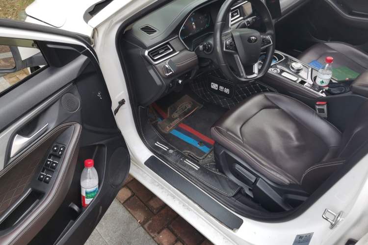 Used SOL E50A 2021 Travel Edition Driver Seat