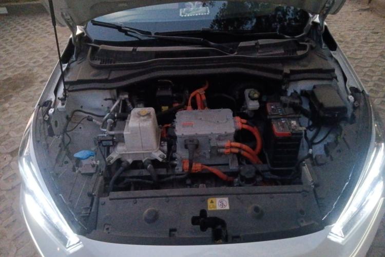 Used SOL E50A 2021 Deluxe Edition Engine Bay