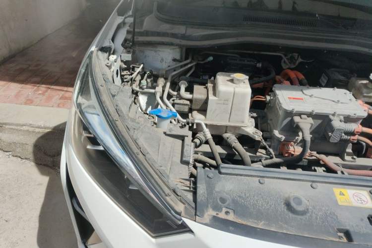Used SOL E50A 2021 Enjoy Travel Edition Engine Bay Right