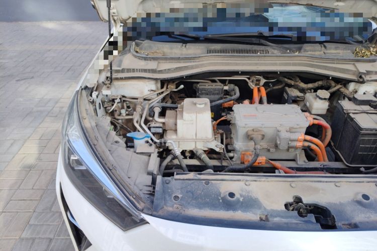Used SOL E50A 2021 Deluxe Edition Engine Bay Right