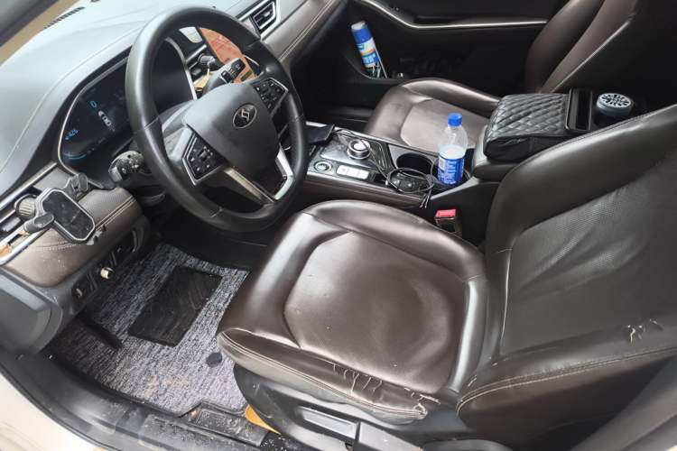 Used SOL E50A 2021 Deluxe Edition Left Front Seat