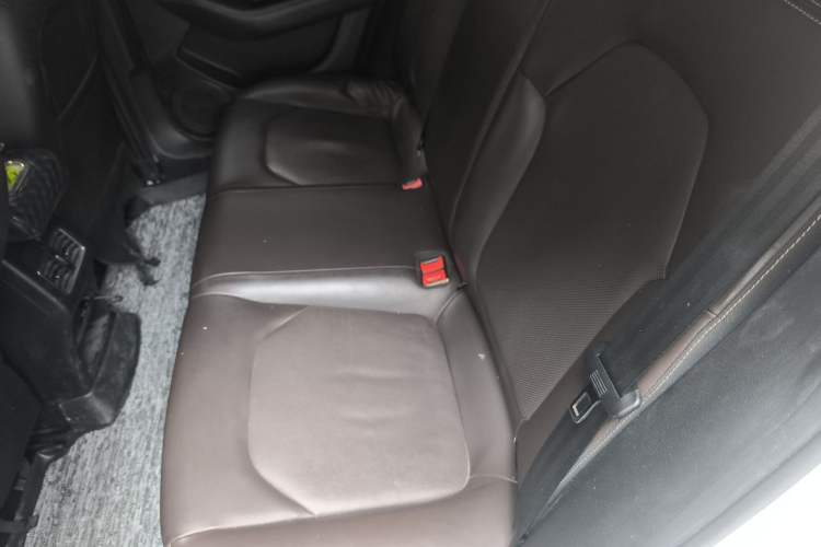 Used SOL E50A 2021 Deluxe Edition Left Rear Seat