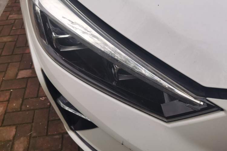 Used SOL E50A 2021 Travel Edition Right Front Headlight