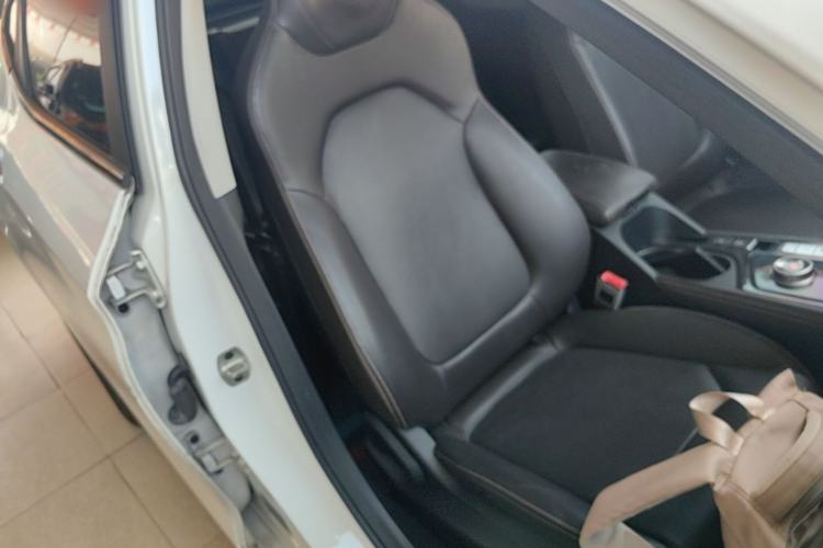 Used SOL E50A 2021 Deluxe Edition Right Front Seat