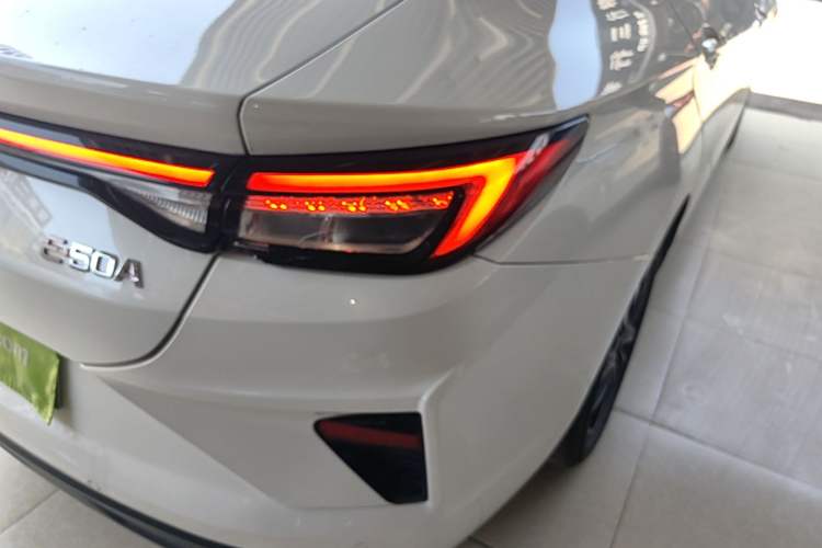 Used SOL E50A 2021 Deluxe Edition Right Rear Taillight