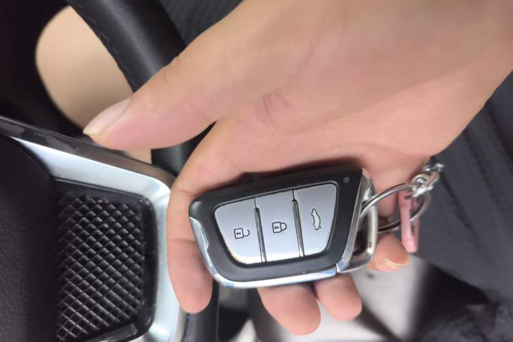 Used SOL E50A 2021 Deluxe Edition Vehicle Key