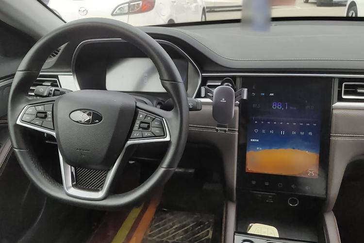 Used SOL E50A 2022 Travel Edition Center Console