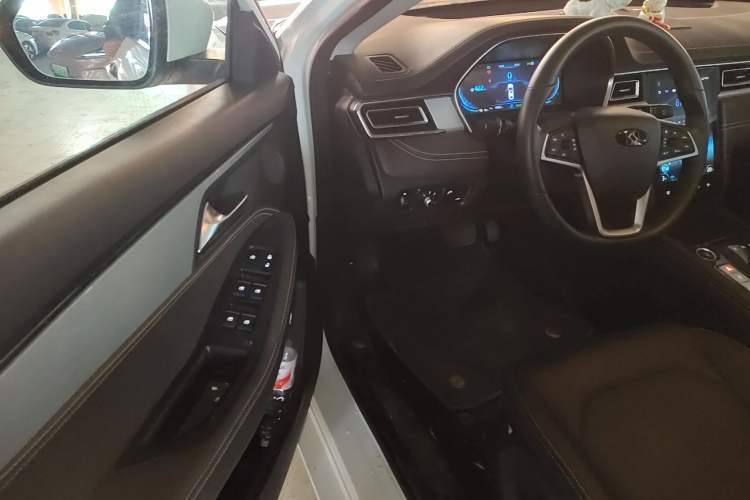 Used SOL E50A 2022 Travel Edition Driver Seat