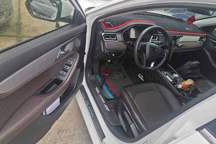 Used SOL E50A 2022 Travel Edition Driver Seat
