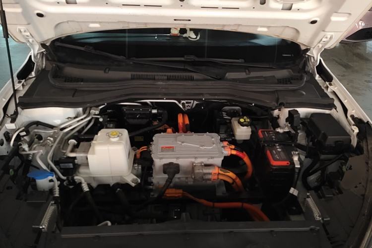 Used SOL E50A 2022 Travel Edition Engine Bay