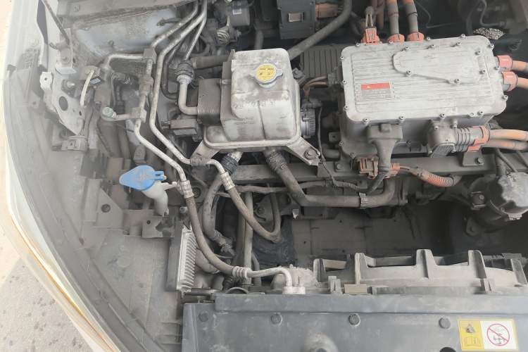 Used SOL E50A 2022 Travel Edition Engine Bay Right