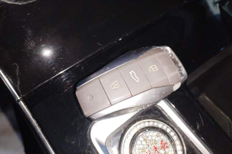 Used SOL E50A 2022 Official Edition Interior 1