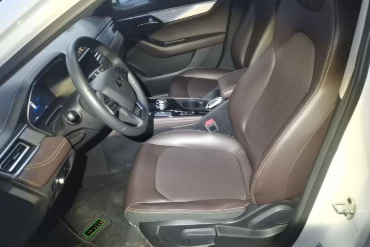 Used SOL E50A 2022 Travel Edition Left Front Seat