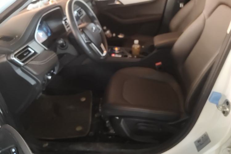 Used SOL E50A 2022 Travel Edition Left Front Seat
