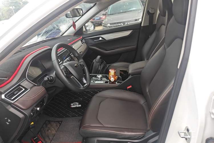 Used SOL E50A 2022 Travel Edition Left Front Seat