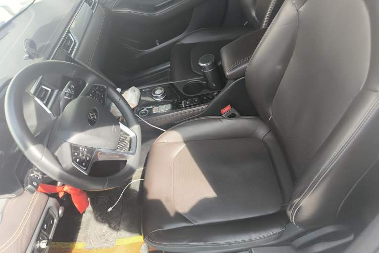 Used SOL E50A 2022 Travel Edition Left Front Seat