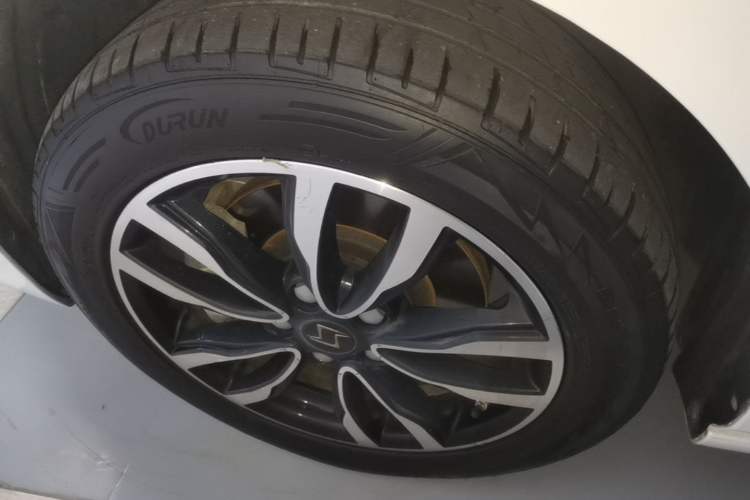Used SOL E50A 2022 Travel Edition Left Front Wheel Hub