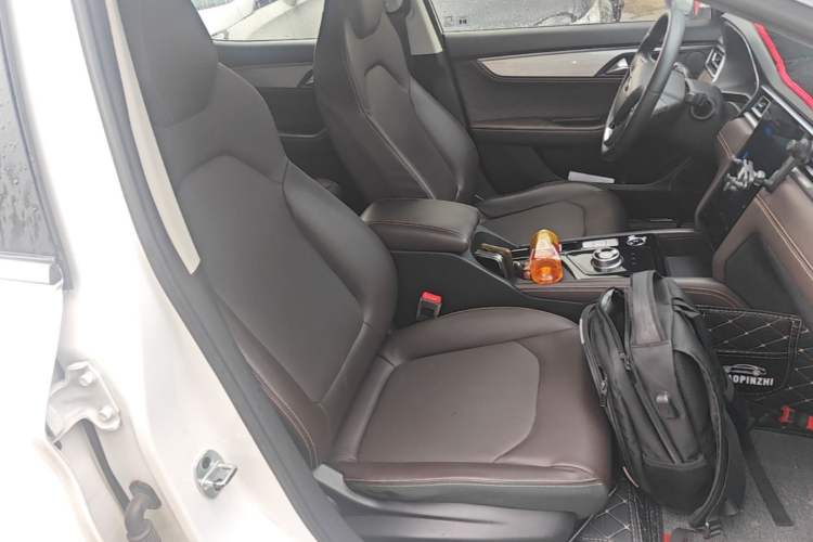 Used SOL E50A 2022 Travel Edition Right Front Seat