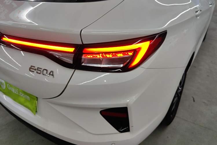 Used SOL E50A 2022 Travel Edition Right Rear Taillight