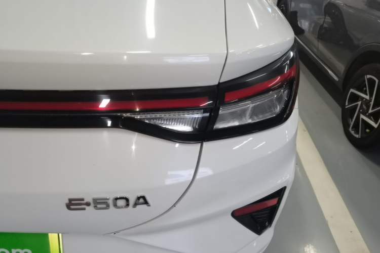 Used SOL E50A 2022 Travel Edition Right Rear Taillight