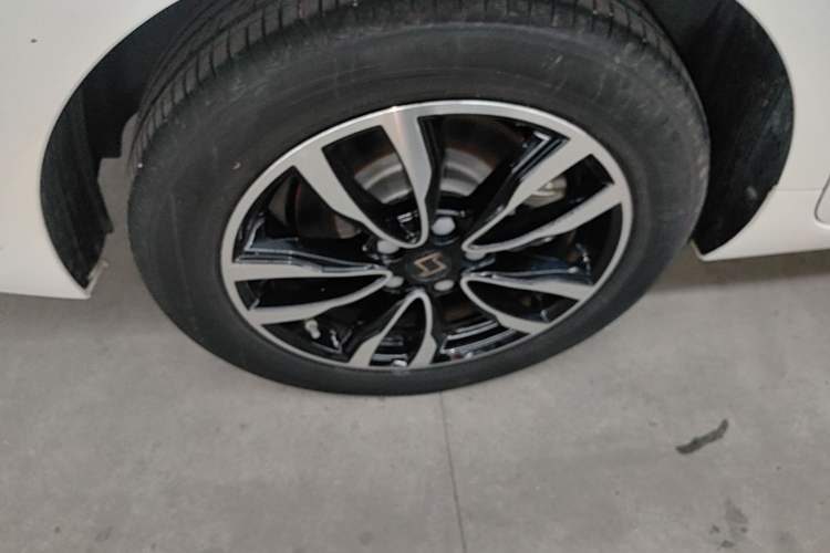 Used SOL E50A 2022 Travel Edition Right Rear Wheel Hub