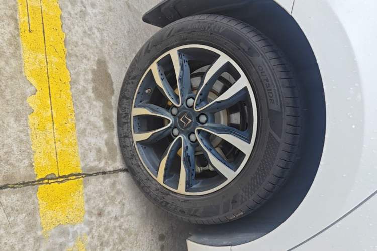 Used SOL E50A 2022 Travel Edition Right Rear Wheel Hub
