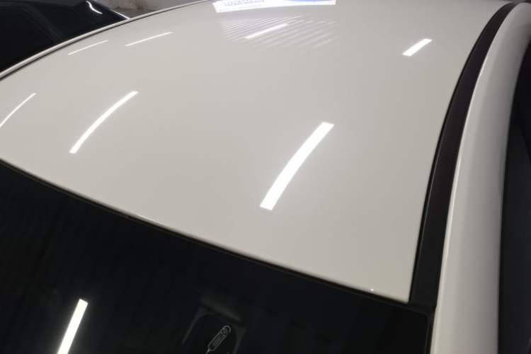 Used SOL E50A 2022 Travel Edition Roof