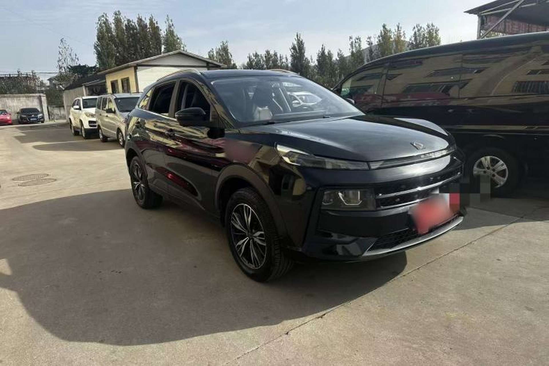 Used SOL QX 2021 300T DCT Prestige Smart Connectivity Version Exterior 3