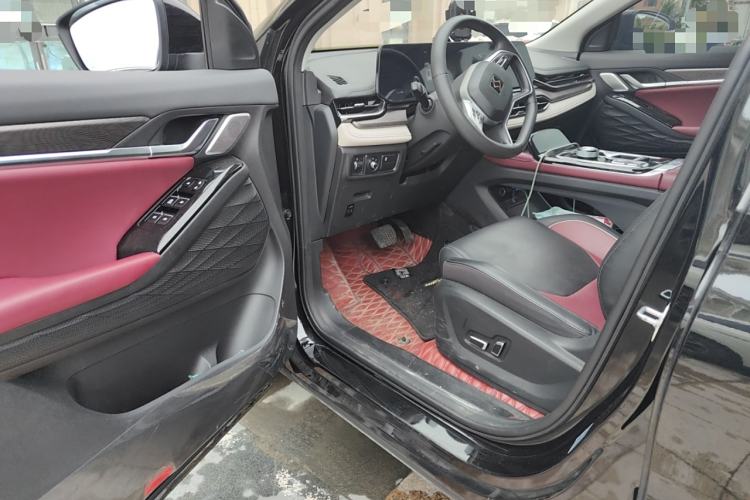 Used SOL QX 2021 300T DCT Prestige Smart Connectivity Version Driver Seat