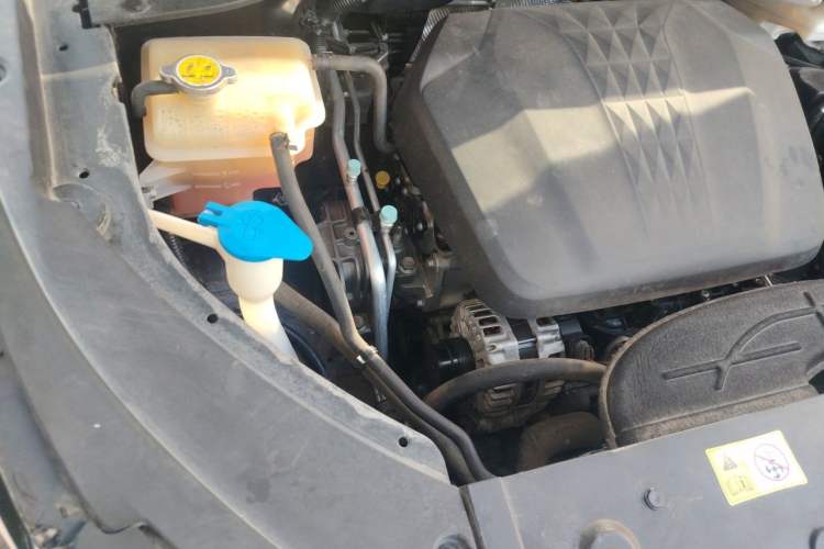 Used SOL QX 2021 300T DCT Deluxe Smart Connectivity Version Engine Bay Right