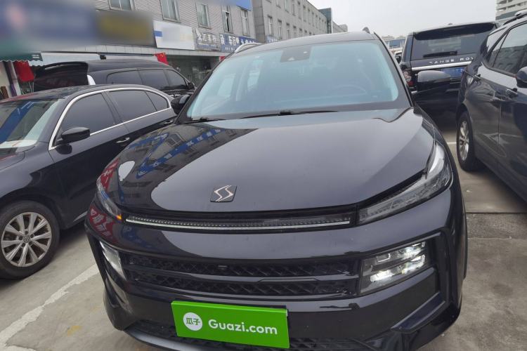Used SOL QX 2021 300T DCT Deluxe Smart Connectivity Version Front