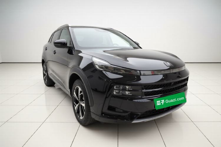 Used SOL QX 2021 300T DCT Deluxe Smart Connectivity Version Front Right 45 Deg