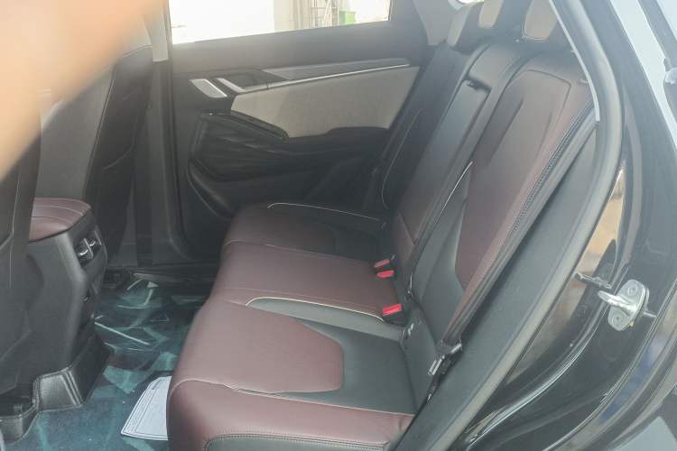 Used SOL QX 2021 300T DCT Prestige Smart Connectivity Version Interior 4