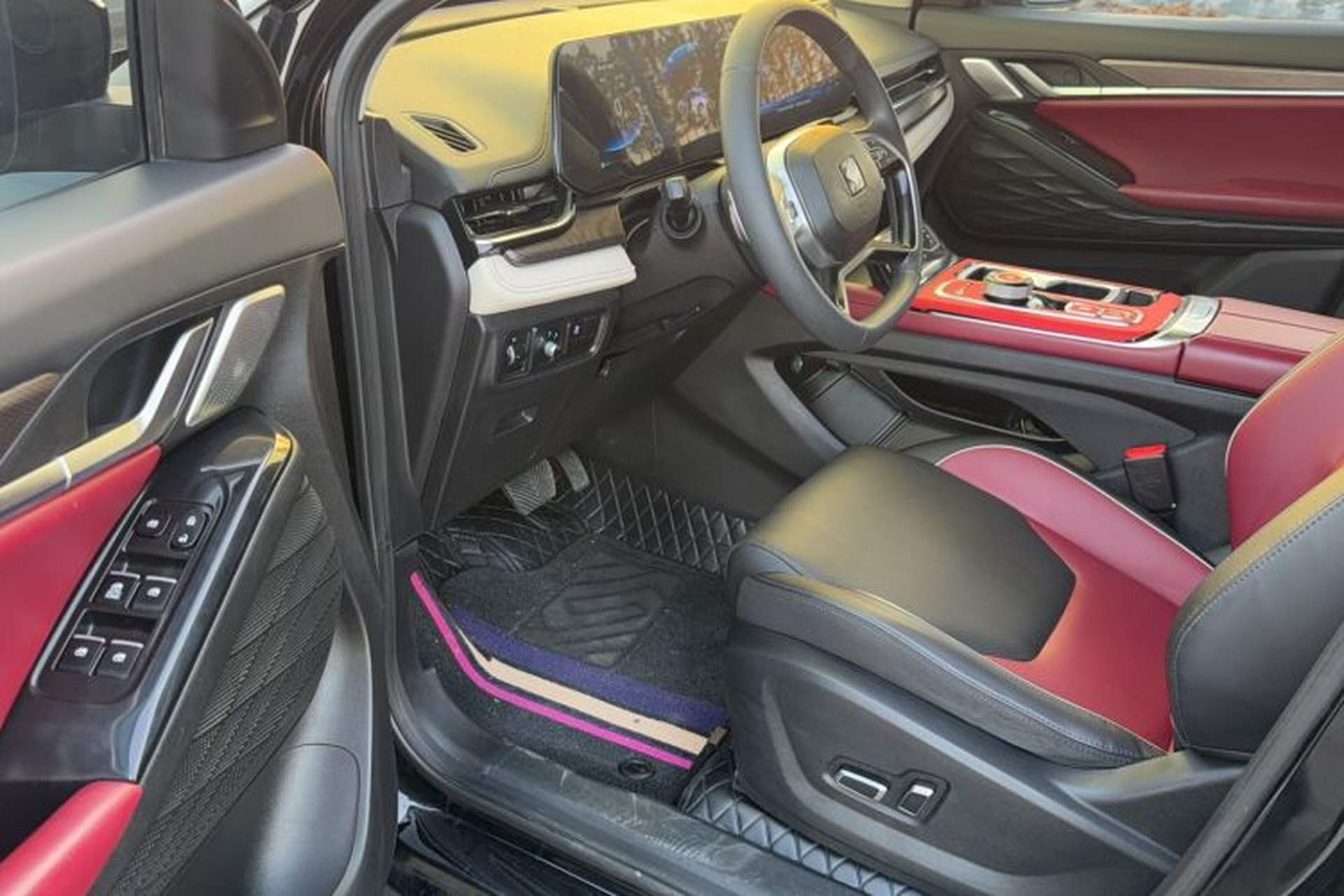 Used SOL QX 2021 300T DCT Prestige Smart Connectivity Version Interior 5