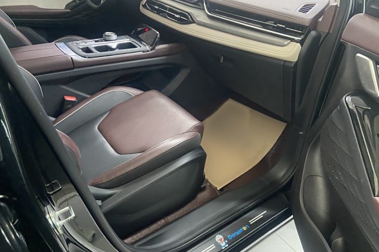 Used SOL QX 2021 300T DCT Prestige Smart Connectivity Version Interior 8