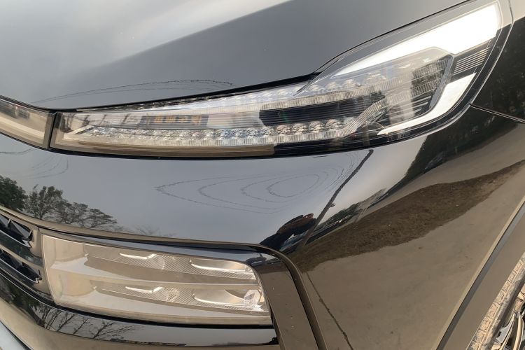 Used SOL QX 2021 300T DCT Deluxe Smart Connectivity Version Left Front Headlight