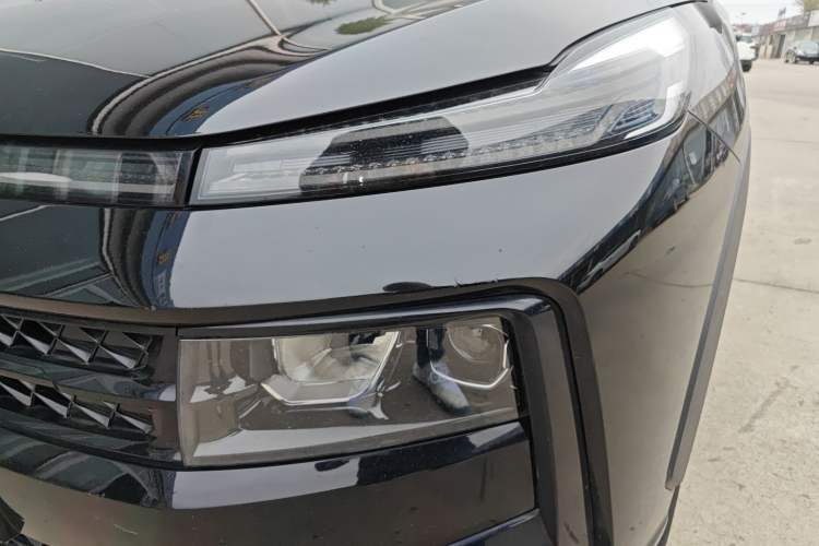 Used SOL QX 2021 300T DCT Prestige Smart Connectivity Version Left Front Headlight