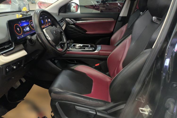 Used SOL QX 2021 300T DCT Luxury Smart Connectivity Version Left Front Seat